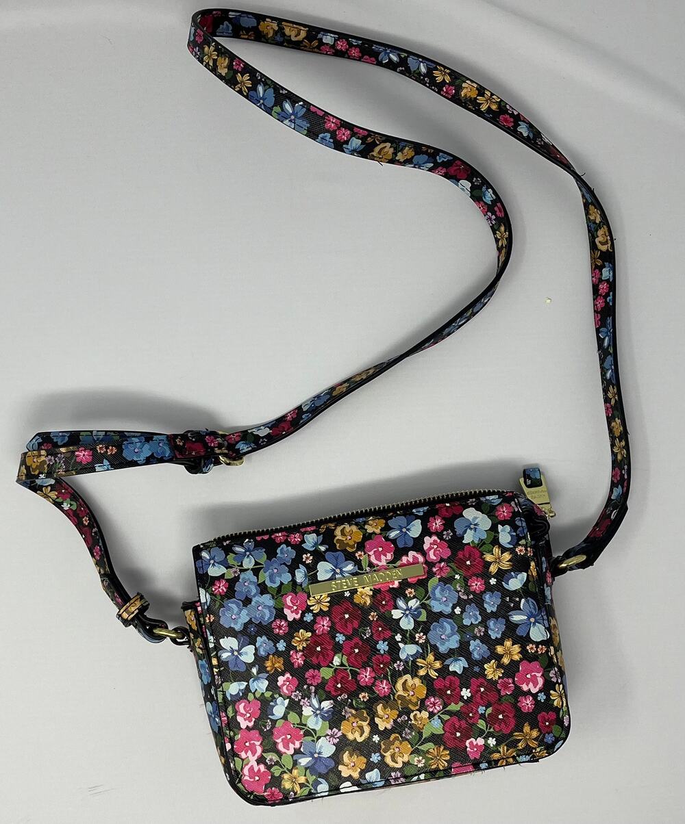 Steve Madden Floral Shoulder Purse. Pre-owned. Hardly ever used! EUC